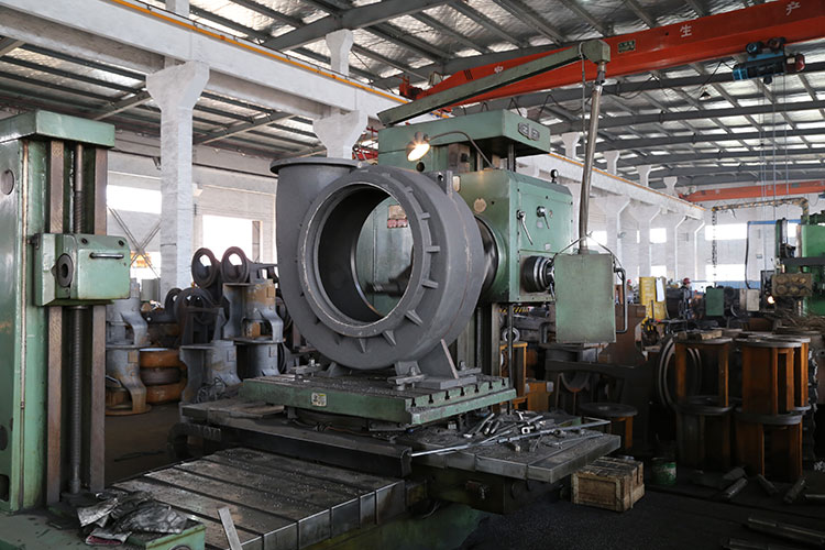走進(jìn)宙斯泵業(yè)金工車(chē)間 鑄鐵件的涅槃與工業(yè)之美